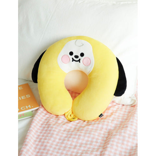 Cozy Hug U-Pillow